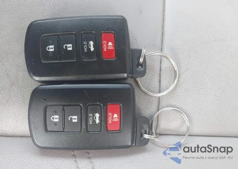 2015 Toyota Camry Xle z USA, uszkodzony, nr VIN 4T1BF1FK6FU899644